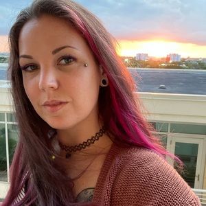 Meet your Posher, Chelsie